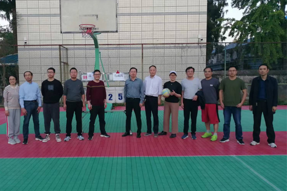 安徽省潜山中学举行首届教职工排球比赛